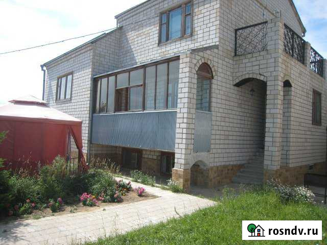 Коттедж 140 м² на участке 3 сот. в аренду посуточно в Яровом Яровое - изображение 1