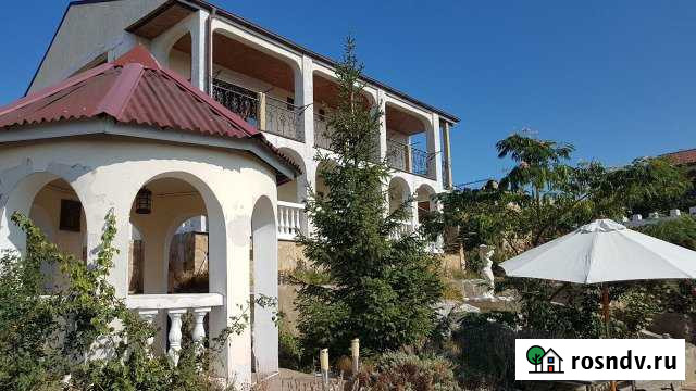 Дом 150 м² на участке 10 сот. в аренду посуточно в Щёлкино Щёлкино - изображение 1