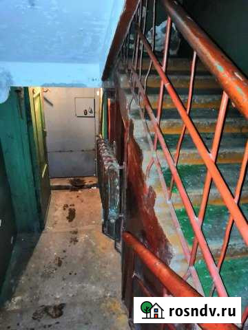 Комната 10 м² в 3-ком. кв., 1/5 эт. на продажу в Мурманске Мурманск - изображение 1