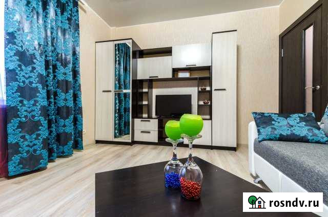 2-комнатная квартира, 70 м², 3/9 эт. в аренду посуточно в Пскове Псков - изображение 1