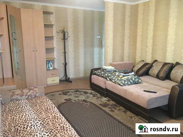 1-комнатная квартира, 42 м², 3/5 эт. в аренду посуточно в Белогорске Амурской области Белогорск - изображение 1