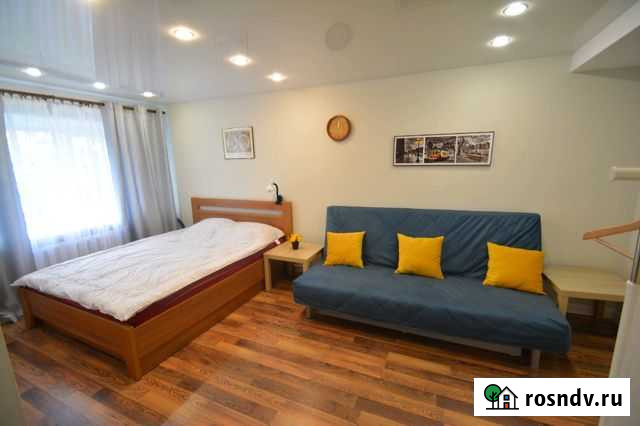 1-комнатная квартира, 32 м², 3/5 эт. в аренду посуточно в Апатитах Апатиты - изображение 1