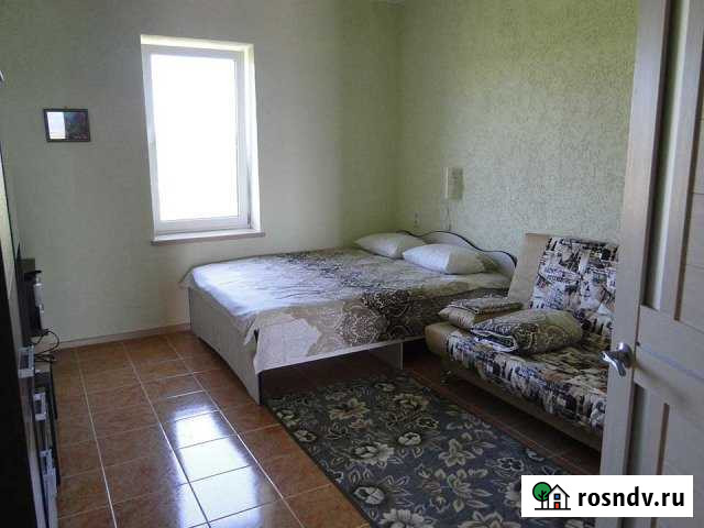 1-комнатная квартира, 36 м², 2/2 эт. в аренду посуточно в Черноморском Республики Крым Черноморское - изображение 1