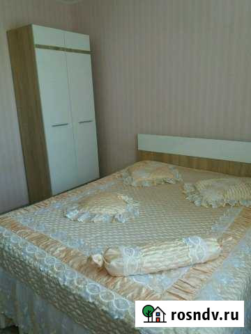 3-комнатная квартира, 60 м², 3/5 эт. в аренду посуточно в Яровом Яровое - изображение 1