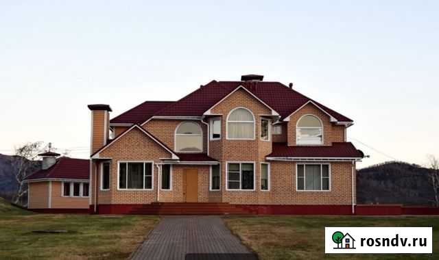 Коттедж 270 м² на участке 30 сот. в аренду посуточно в Вилючинске Вилючинск - изображение 1