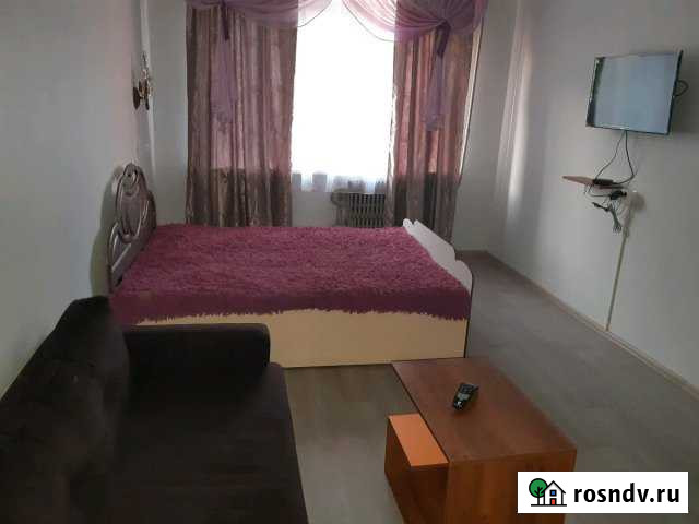 2-комнатная квартира, 54 м², 2/5 эт. в аренду посуточно в Мичуринске Мичуринск - изображение 1