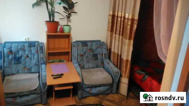 1-комнатная квартира, 34 м², 1/5 эт. в аренду посуточно в Междуреченске Кемеровской области Междуреченск - изображение 1