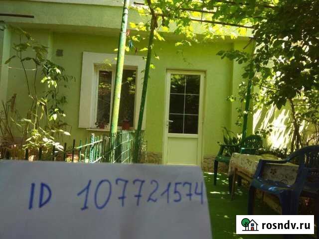 Коттедж 40 м² на участке 1 сот. в аренду посуточно в Гаспре Гаспра - изображение 1