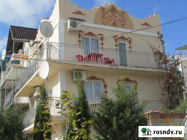 Коттедж 86 м² на участке 1 сот. на продажу в Алуште Алушта - изображение 1