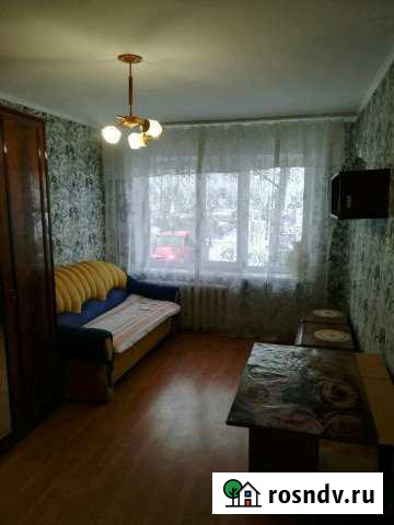 Комната 16 м² в 3-ком. кв., 1/5 эт. в аренду на длительный срок в Нижневартовске Нижневартовск - изображение 1