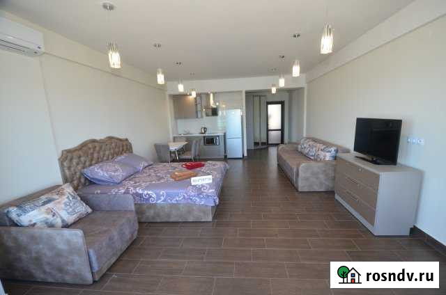 Таунхаус 50 м² на участке 1 сот. в аренду посуточно в Приморском Приморский - изображение 1