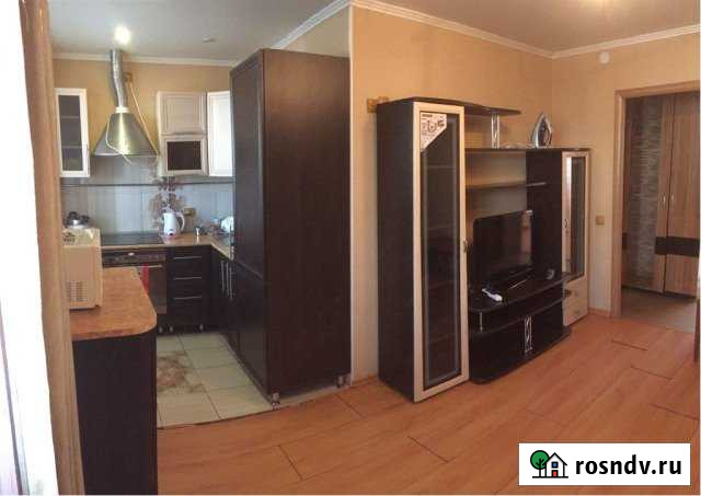 3-комнатная квартира, 56 м², 1/5 эт. в аренду посуточно в Благовещенске Благовещенск - изображение 1