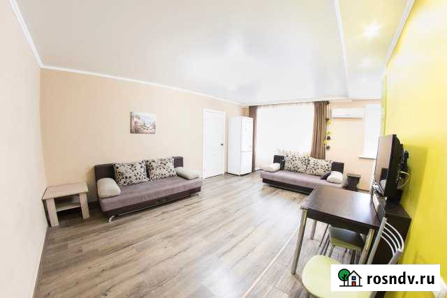 2-комнатная квартира, 44 м², 2/5 эт. в аренду посуточно в Саратове Саратов - изображение 1