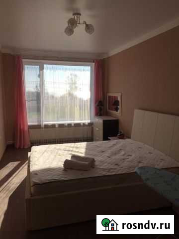 2-комнатная квартира, 62 м², 2/3 эт. в аренду посуточно в Таганроге Таганрог - изображение 1