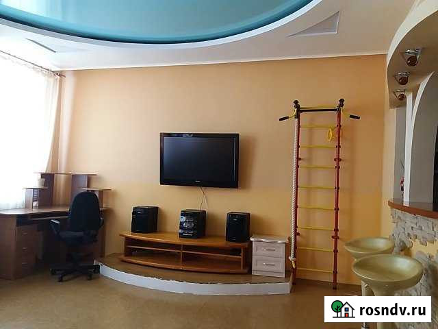 2-комнатная квартира, 60 м², 5/9 эт. в аренду посуточно в Нягани Нягань - изображение 1