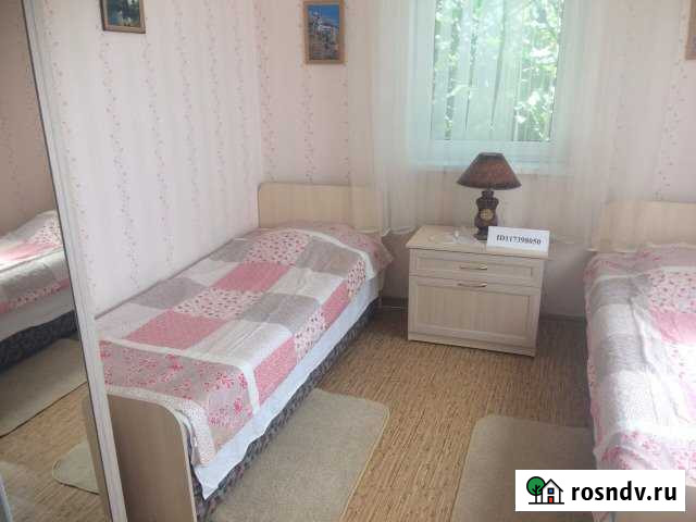 Дом 85 м² на участке 10 сот. в аренду посуточно в Гаспре Гаспра - изображение 1