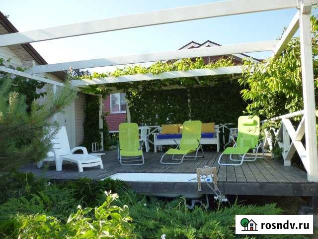 Дом 120 м² на участке 20 сот. в аренду посуточно в Ростове-на-Дону Ростов-на-Дону - изображение 1