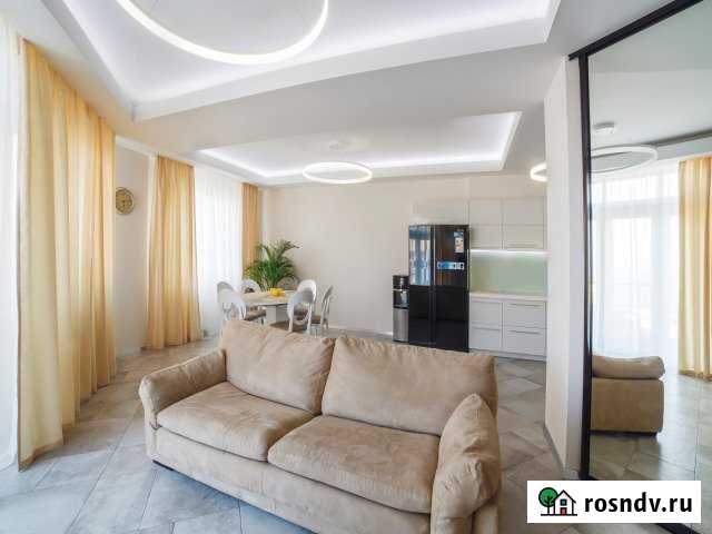 Дом 285 м² на участке 1 сот. в аренду на длительный срок в Ялте Ялта - изображение 1