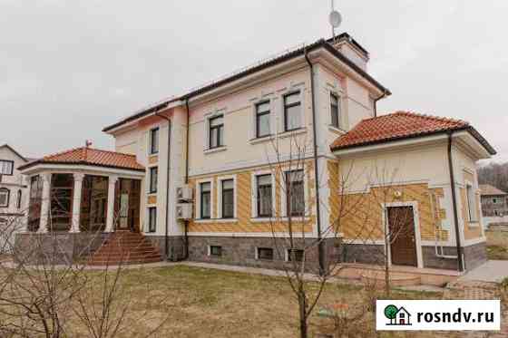 Коттедж 650 м² на участке 19 сот. в аренду посуточно в Подольске Подольск