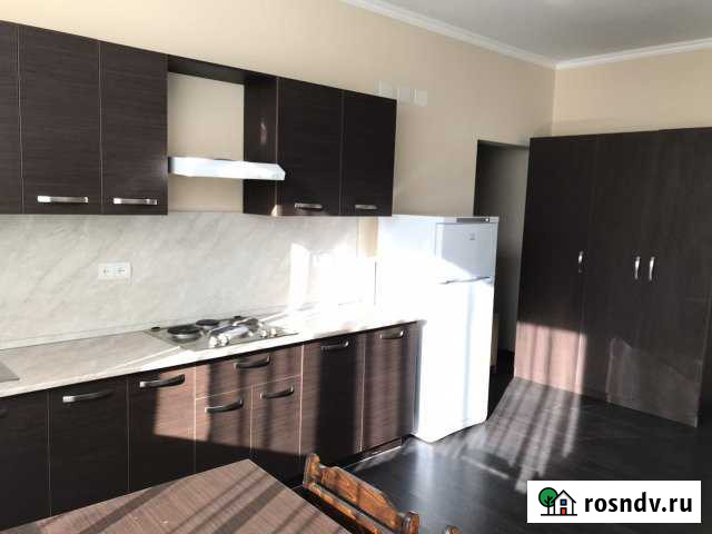 2-комнатная квартира, 62 м², 2/4 эт. в аренду на длительный срок в Красной Поляне Краснодарского края Красная Поляна - изображение 1