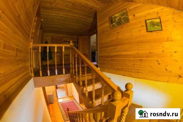 Коттедж 160 м² на участке 10 сот. в аренду посуточно в Горно-Алтайске Горно-Алтайск - изображение 1