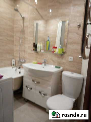 Комната 40 м² в 3-ком. кв., 9/9 эт. в аренду на длительный срок в Сызрани Сызрань - изображение 1