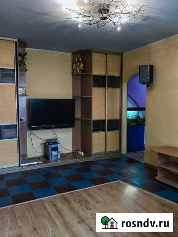 3-комнатная квартира, 72 м², 3/5 эт. в аренду посуточно в Когалыме Когалым - изображение 1