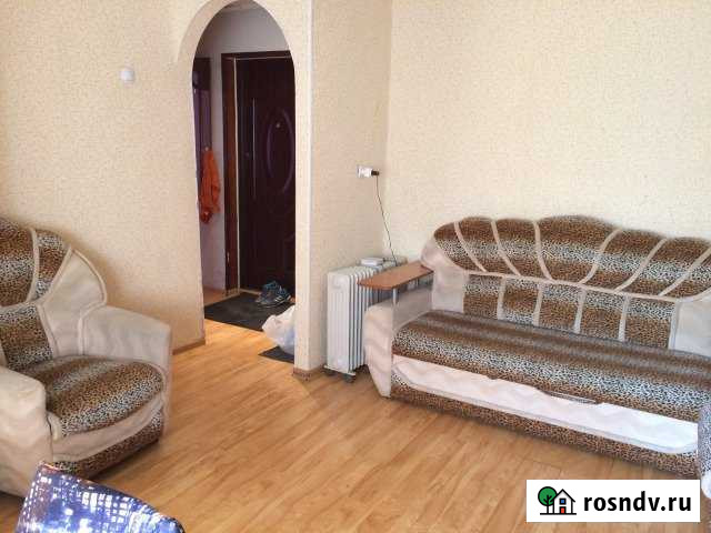 2-комнатная квартира, 44 м², 1/5 эт. в аренду посуточно в Нижнем Тагиле Нижний Тагил - изображение 1