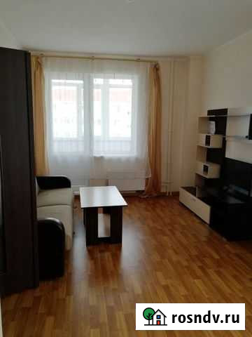 2-комнатная квартира, 48 м², 3/5 эт. в аренду посуточно в Нефтеюганске Нефтеюганск - изображение 1