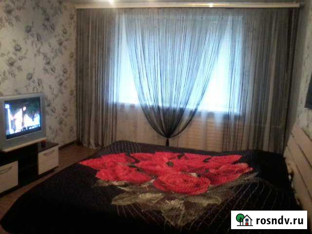 1-комнатная квартира, 36 м², 1/10 эт. в аренду посуточно в Энгельсе Энгельс - изображение 1