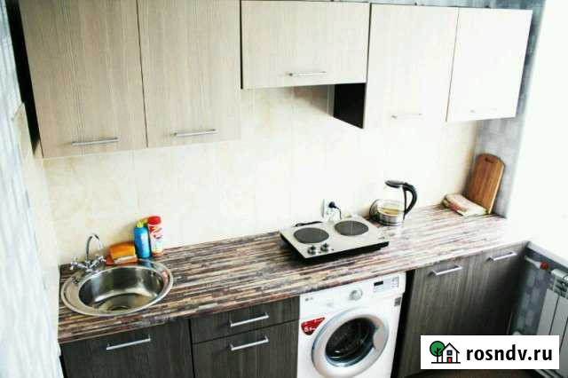 1-комнатная квартира, 38 м², 4/5 эт. в аренду посуточно в Биробиджане Биробиджан - изображение 1