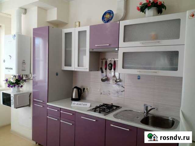 1-комнатная квартира, 45 м², 1/9 эт. в аренду посуточно в Дивноморском Дивноморское - изображение 1