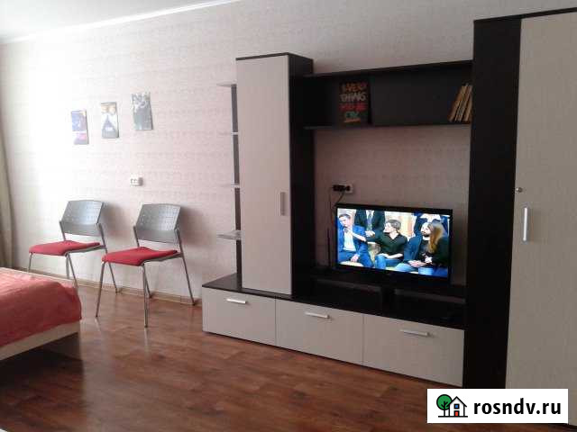 1-комнатная квартира, 33 м², 2/9 эт. в аренду посуточно в Златоусте Златоуст - изображение 1