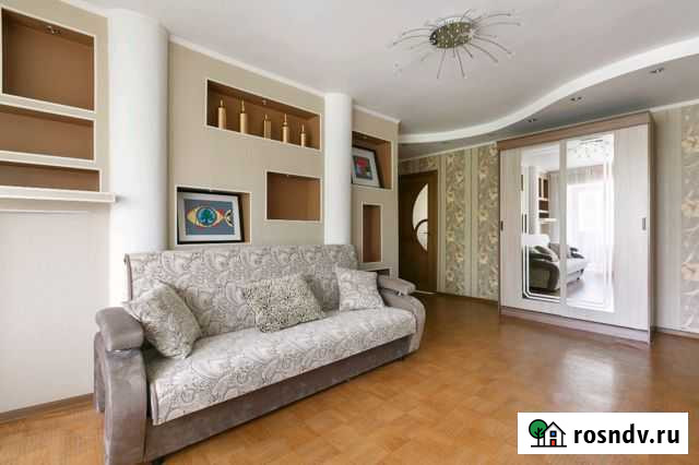 3-комнатная квартира, 60 м², 5/5 эт. в аренду посуточно в Новосибирске Новосибирск - изображение 1
