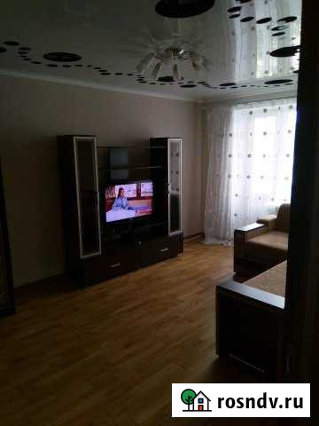 3-комнатная квартира, 60 м², 2/5 эт. в аренду посуточно в Миллерово Миллерово - изображение 1