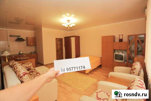 Коттедж 70 м² на участке 3 сот. в аренду посуточно в Судаке Судак - изображение 1