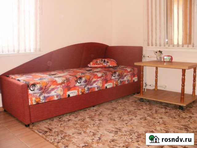 Комната 12 м² в 2-ком. кв., 1/2 эт. в аренду на длительный срок в Набережных Челнах Набережные Челны - изображение 1