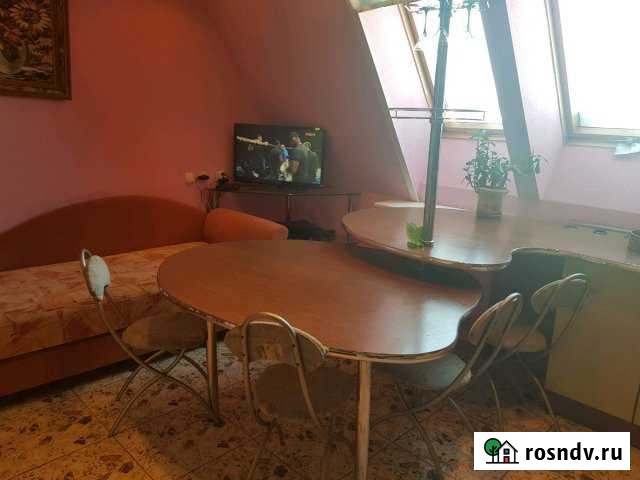 2-комнатная квартира, 90 м², 3/3 эт. в аренду посуточно в Великом Новгороде Великий Новгород - изображение 1