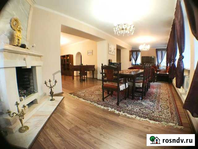 Дом 246 м² на участке 25 сот. в аренду на длительный срок в Красногорске Московской области Красногорск - изображение 1