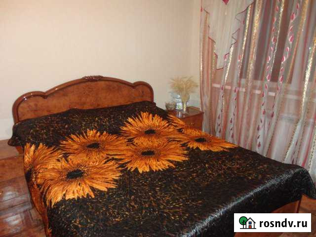 2-комнатная квартира, 72 м², 1/3 эт. в аренду посуточно в Таганроге Таганрог - изображение 1