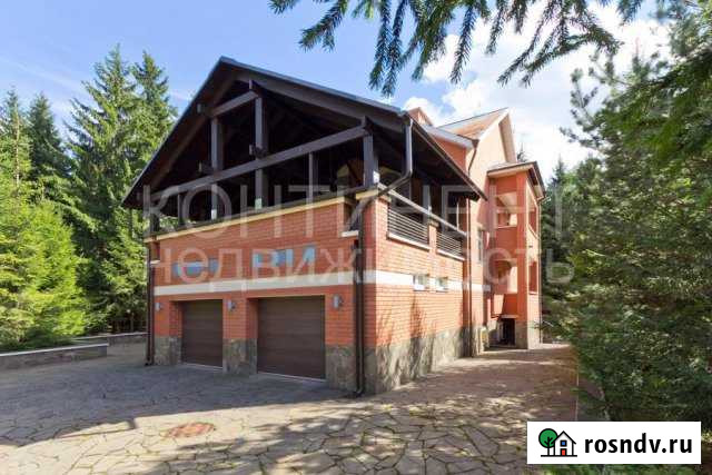 Коттедж 390 м² на участке 15 сот. в аренду на длительный срок в Троицке Московской области Троицк - изображение 1