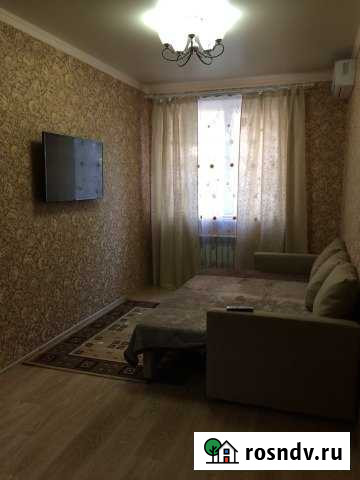 1-комнатная квартира, 26 м², 2/3 эт. в аренду посуточно в Азове Азов - изображение 1