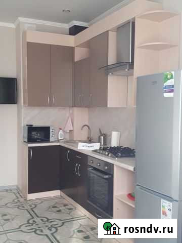 1-комнатная квартира, 50 м², 5/10 эт. в аренду посуточно в Кабардинке Кабардинка - изображение 1