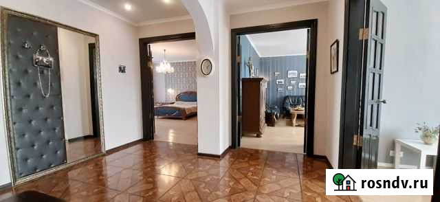 3-комнатная квартира, 105 м², 4/7 эт. в аренду посуточно в Новосибирске Новосибирск - изображение 1