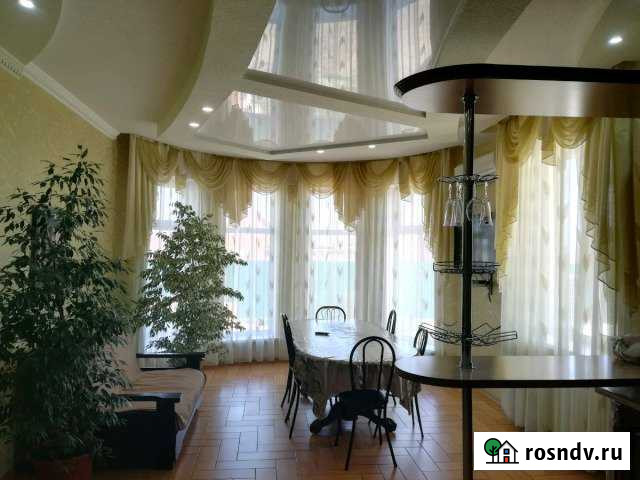 Дом 450 м² на участке 16 сот. в аренду на длительный срок в Кореновске Кореновск - изображение 1