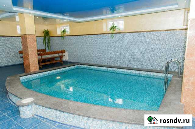 Коттедж 1000 м² на участке 20 сот. в аренду посуточно в Видном Видное - изображение 1