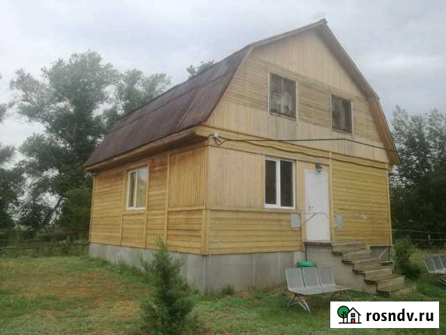 Дом 100 м² на участке 1 сот. в аренду посуточно в Ахтубинске Ахтубинск - изображение 1