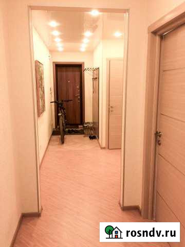 2-комнатная квартира, 60 м², 2/4 эт. в аренду посуточно в Великом Новгороде Великий Новгород - изображение 1