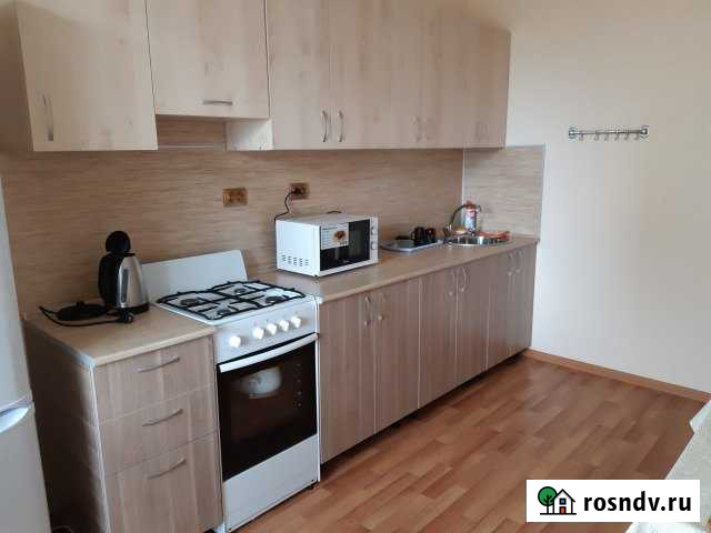 2-комнатная квартира, 57 м², 4/10 эт. в аренду на длительный срок в Нижнекамске Нижнекамск - изображение 1