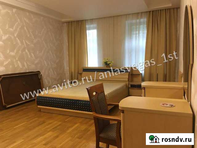 4-комнатная квартира, 130 м², 3/11 эт. в аренду на длительный срок в Казани Казань - изображение 1